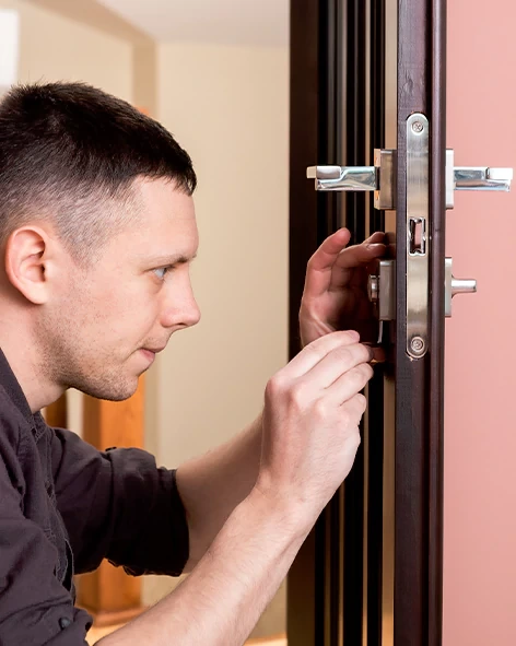: Professional Locksmith For Commercial And Residential Locksmith Services in North Chicago
